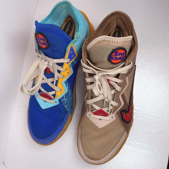 LeBron 18 Low Nike CV7562-401 | 11 - Picture 3 of 9